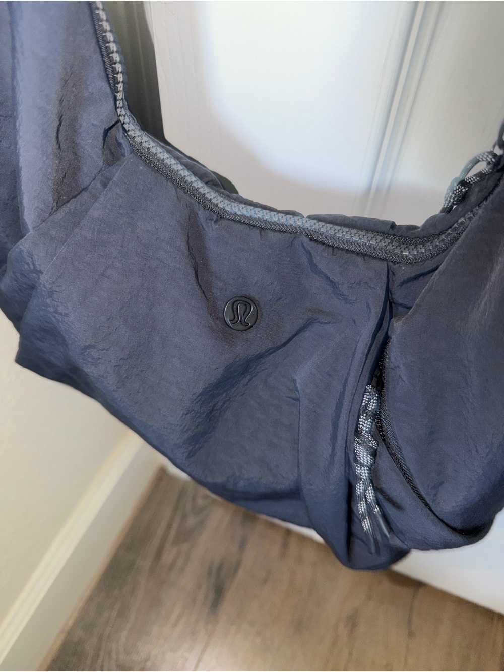 Black Lululemon Pleated Shoulder Bag - Picture 3 of 4